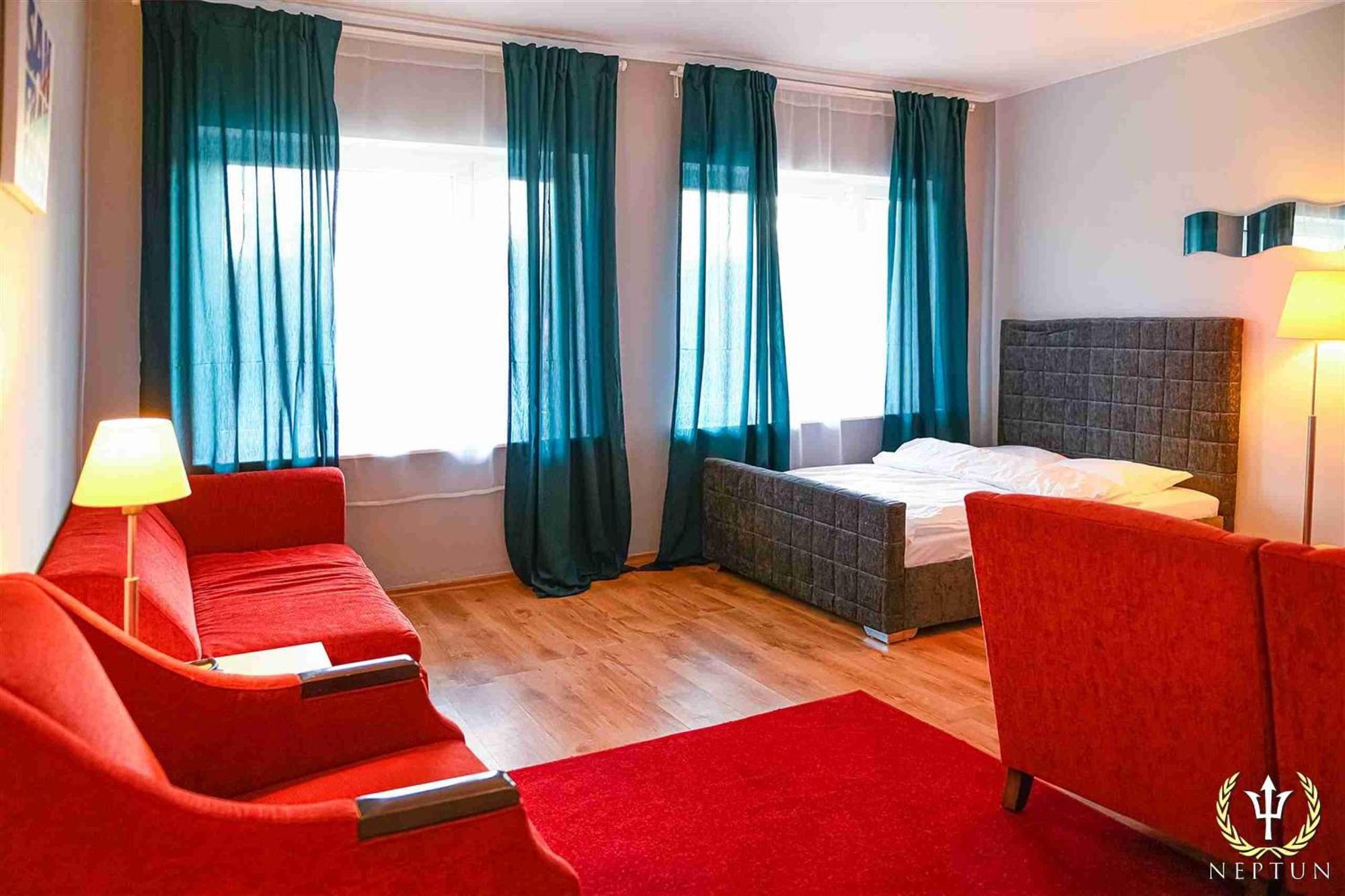 Hotel Neptun Jastrzębia Góra Exteriör bild