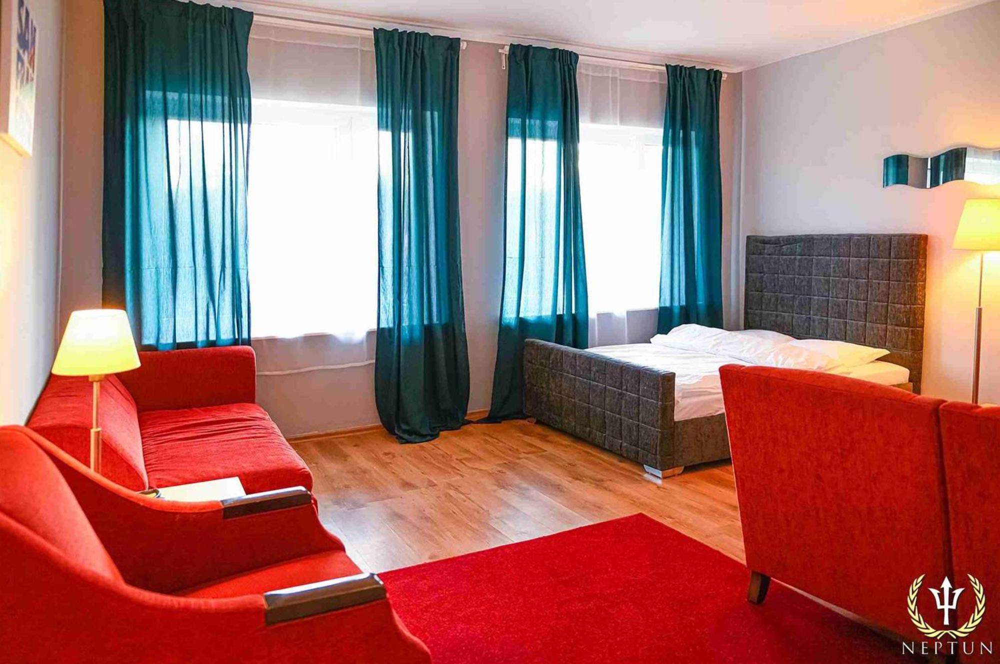 Hotel Neptun Jastrzębia Góra Exteriör bild
